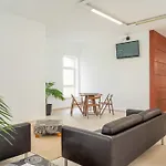 T3 Com Piscina Tenis Ginasio E Parq Infant Lissabon