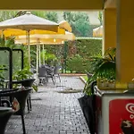 Appartement T3 Com Piscina Tenis Ginasio E Parq Infant Lissabon