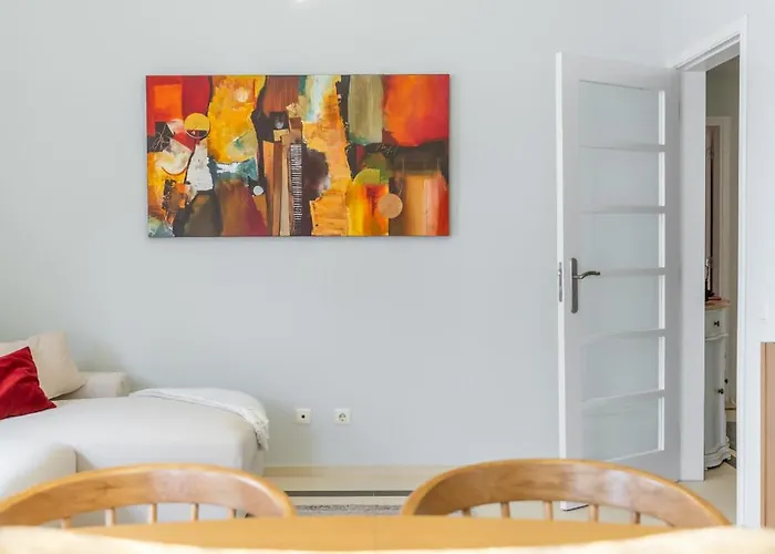Apartment T3 Com Piscina Tenis Ginasio E Parq Infant *
