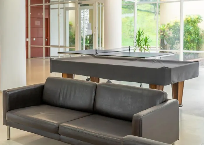 T3 Com Piscina Tenis Ginasio E Parq Infant Apartment Lisbon