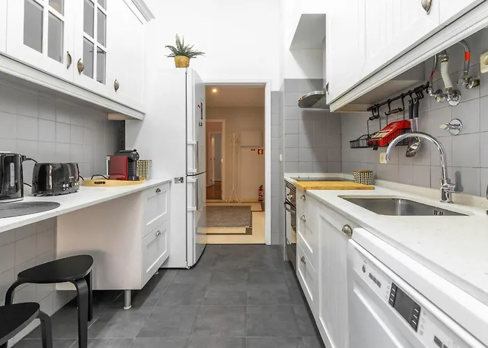 Apartment T3 Com Piscina Tenis Ginasio E Parq Infant