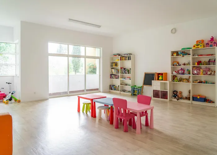 Apartment T3 Com Piscina Tenis Ginasio E Parq Infant
