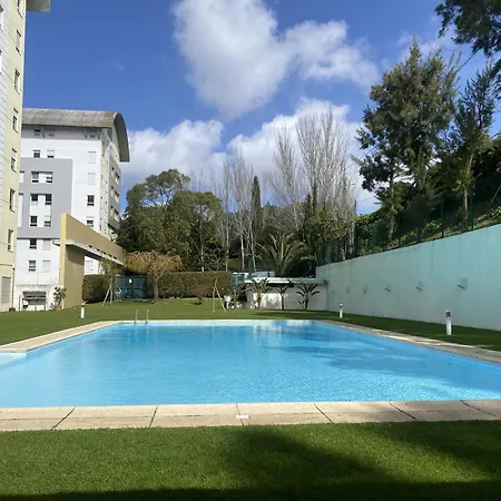 T3 Com Piscina Tenis Ginasio *