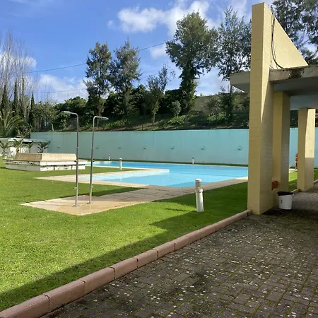 T3 Com Piscina Tenis Ginasio E Parq Infant Lägenhet