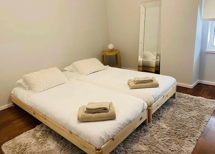 公寓 T3 Com Piscina Tenis Ginasio E Parq Infant Lisboa