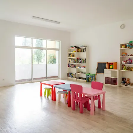 Apartment T3 Com Piscina Tenis Ginasio E Parq Infant
