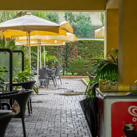 Apartment T3 Com Piscina Tenis Ginasio E Parq Infant Lisbon